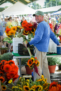 Holland Farmers Market resized 600